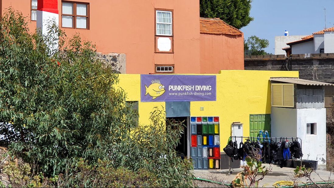 Punkfish Diving, Fassade, Einfahrt, Fuencaliente